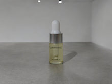 Caricare l'immagine nel visualizzatore Galleria, Love Never Fades | Premium Perfume Oil | by The Perfumers Trail