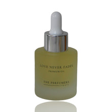 Caricare l'immagine nel visualizzatore Galleria, Love Never Fades | Premium Perfume Oil | by The Perfumers Trail
